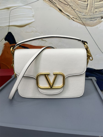 VALENTINO GARAVANI LOCÒ CALFSKIN SHOULDER Small BAG 22 x 16  x 7 cm