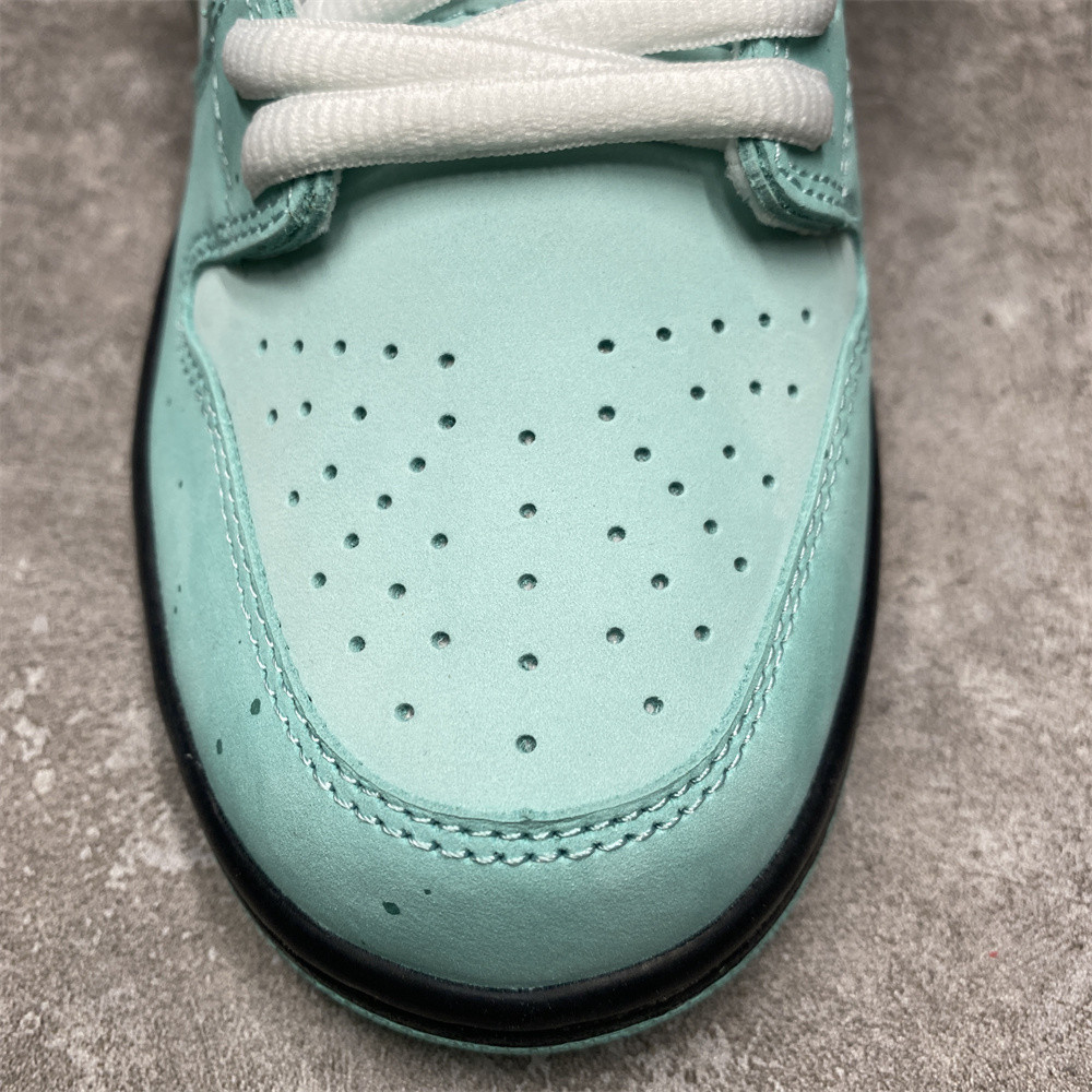 Nike SB Dunk Low green