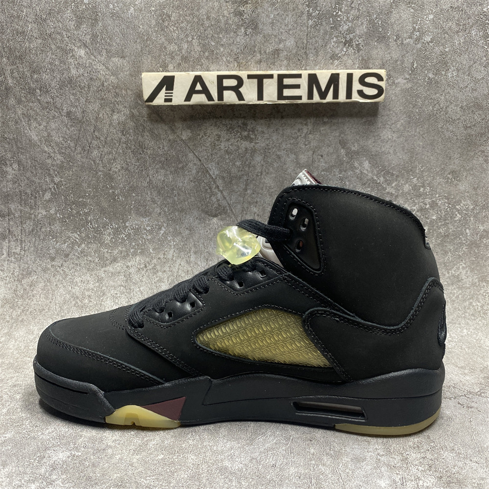 A MA MANIÉRE X AIR JORDAN 5 RETRO