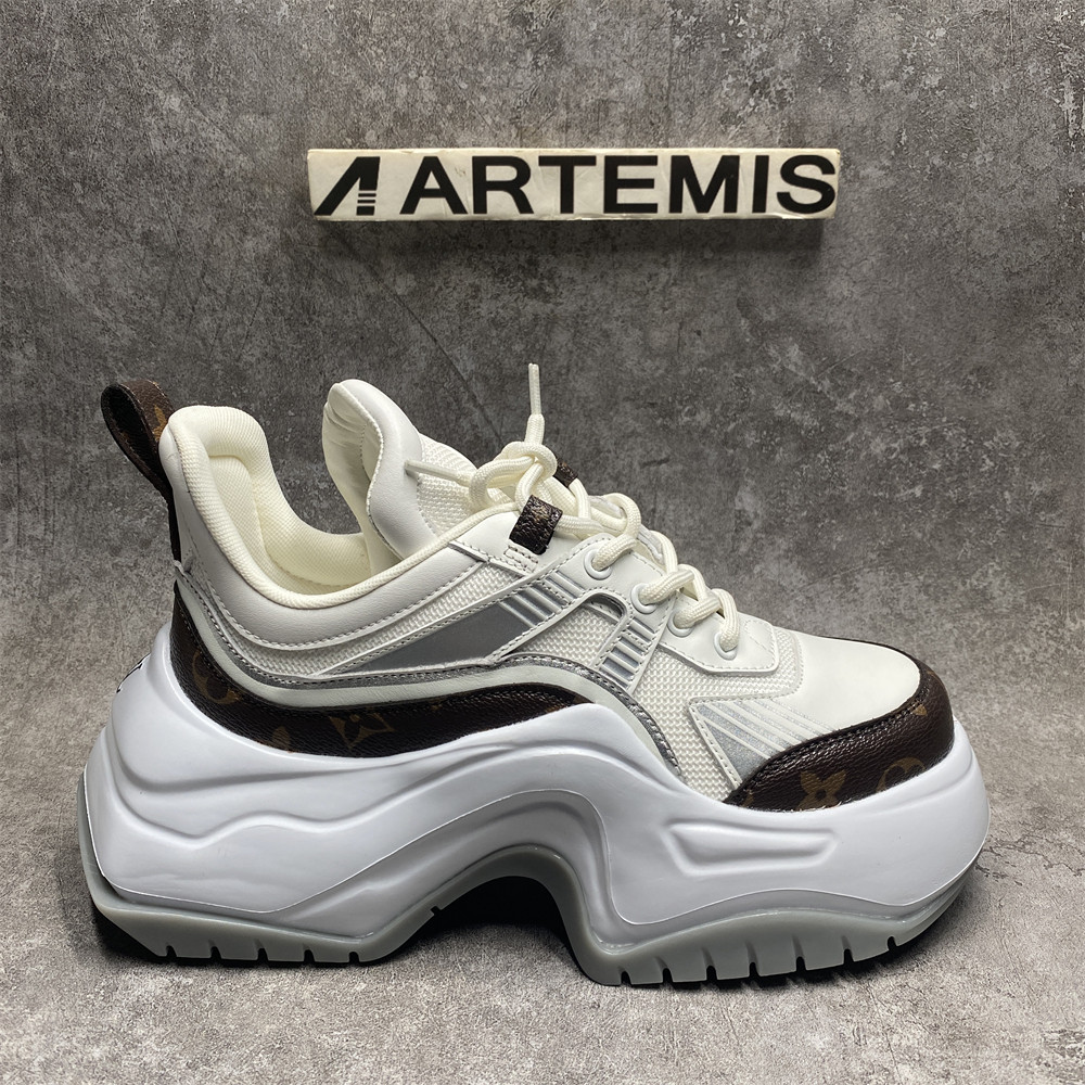 LV Archlight BLACK WHITE