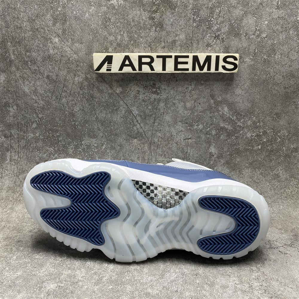 AIR JORDAN 11 RETRO LOW 