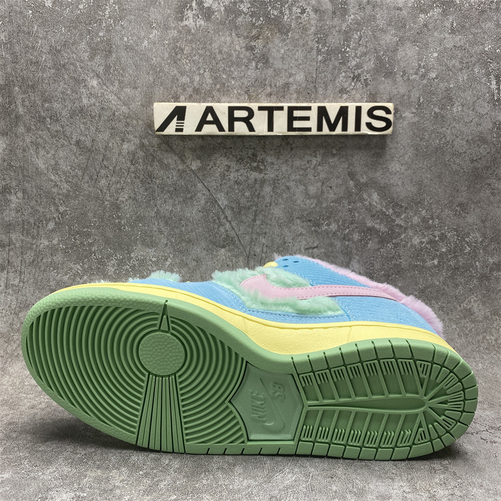 UA Nike SB Dunk Low Verdy Visty