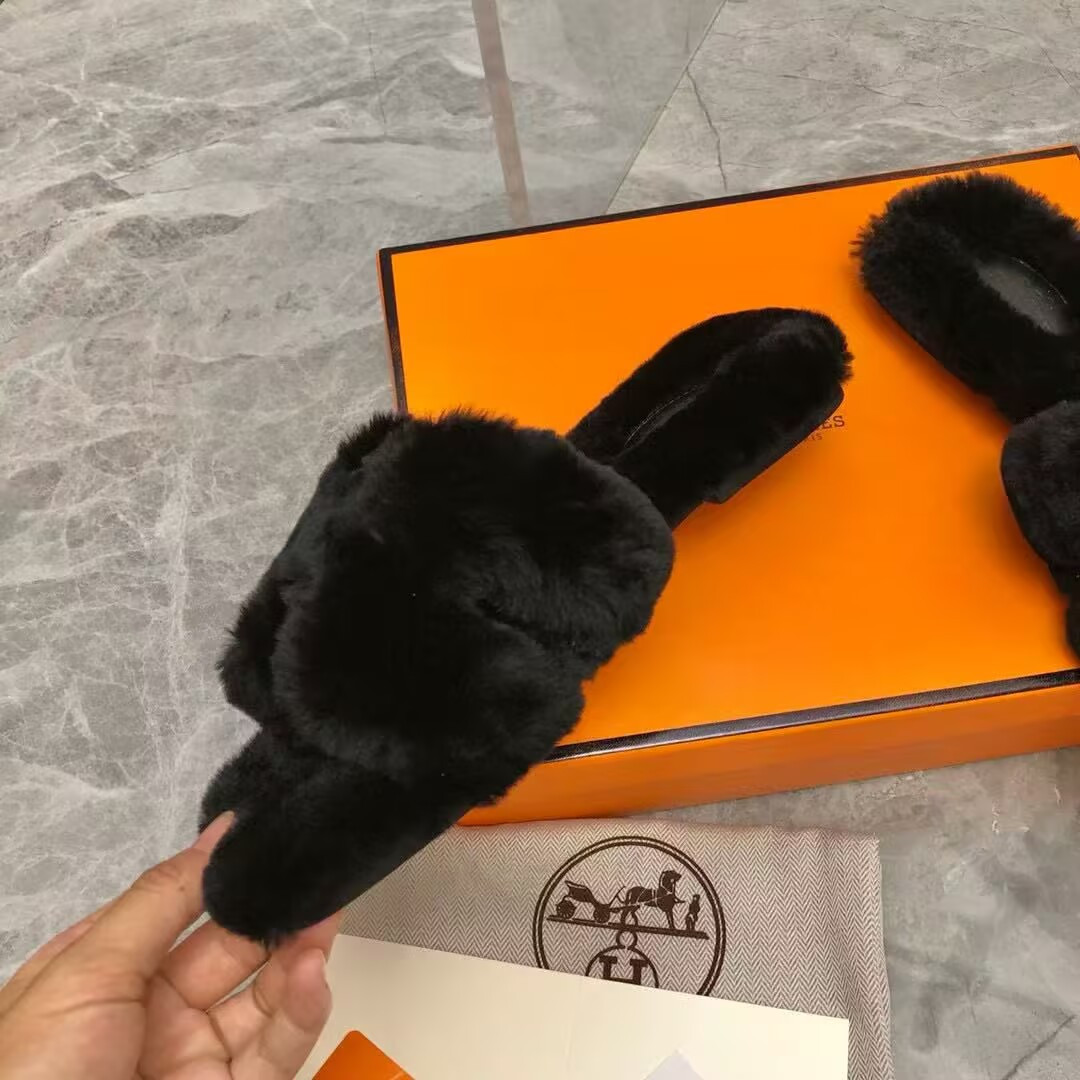UA Hermès Chypre sandal