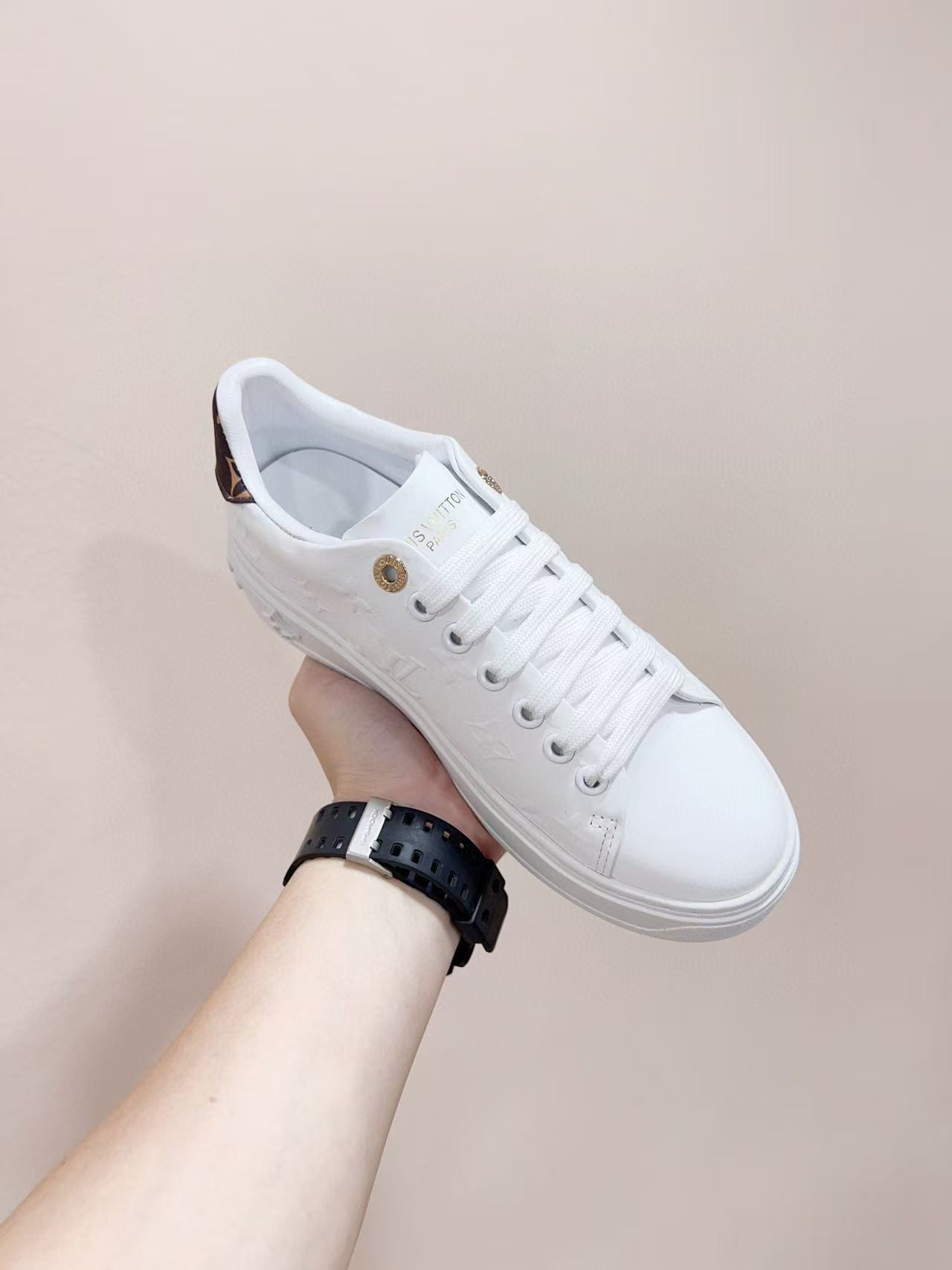 UA LV Time Out Sneaker