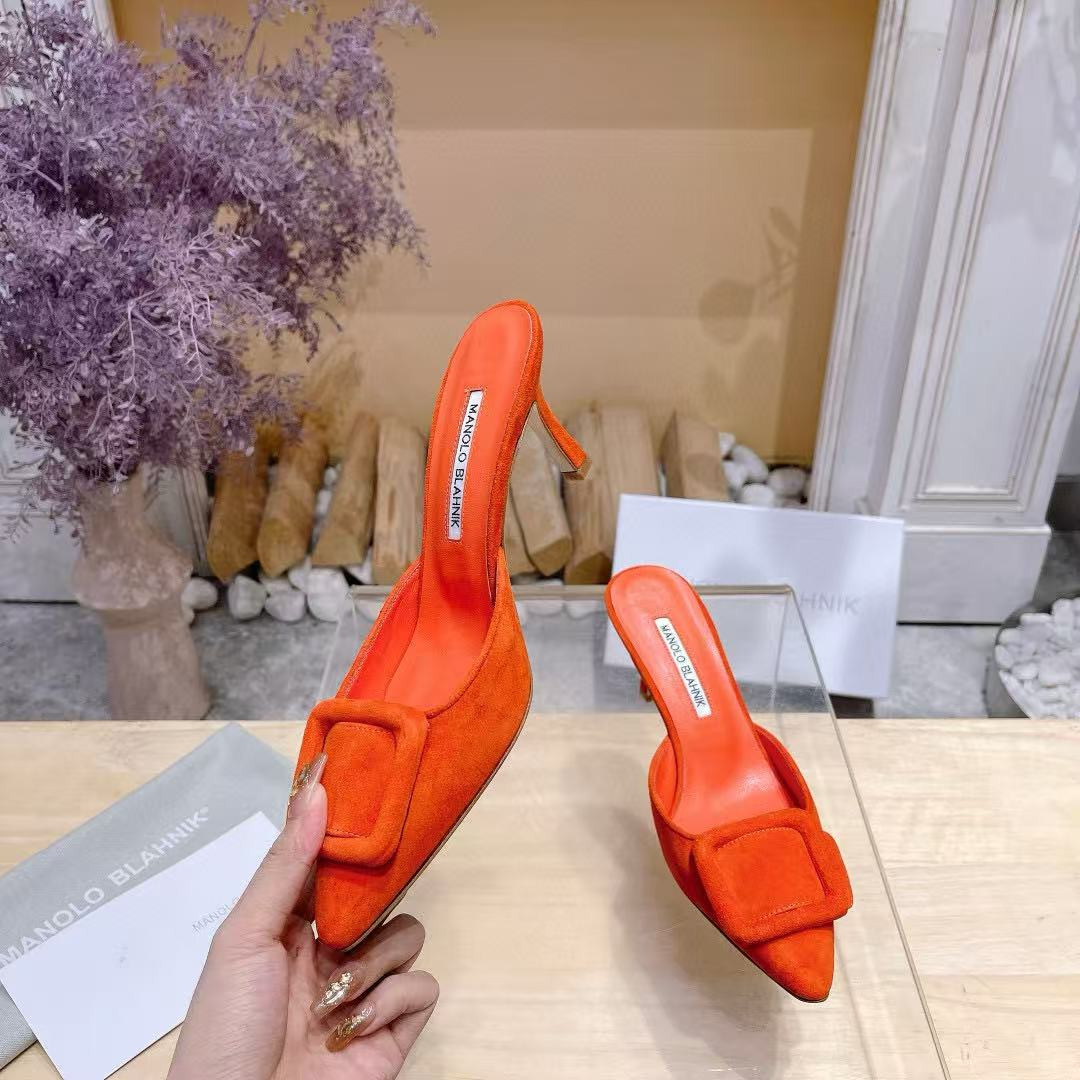 UA Manolo Blahnik Mules 7.5cm
