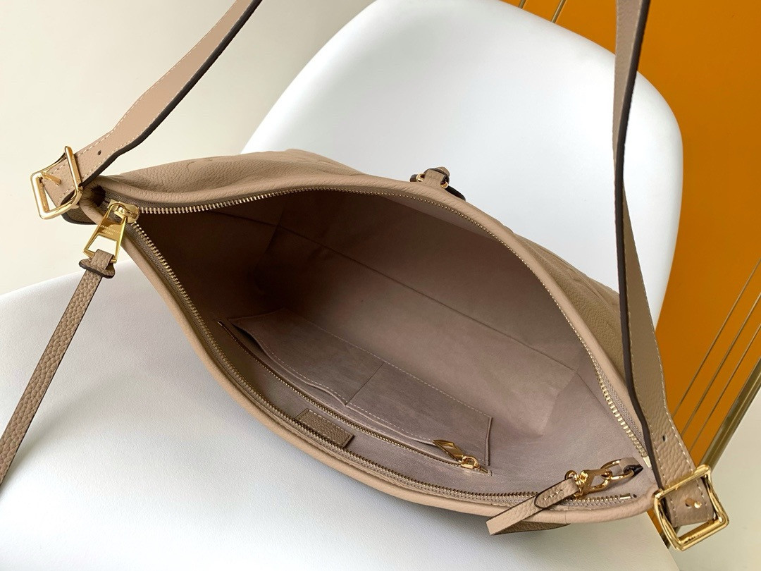 LV CarryAll MM M46292 39x30x15cm