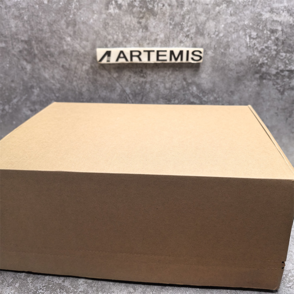 UA LV Trainer Sneaker