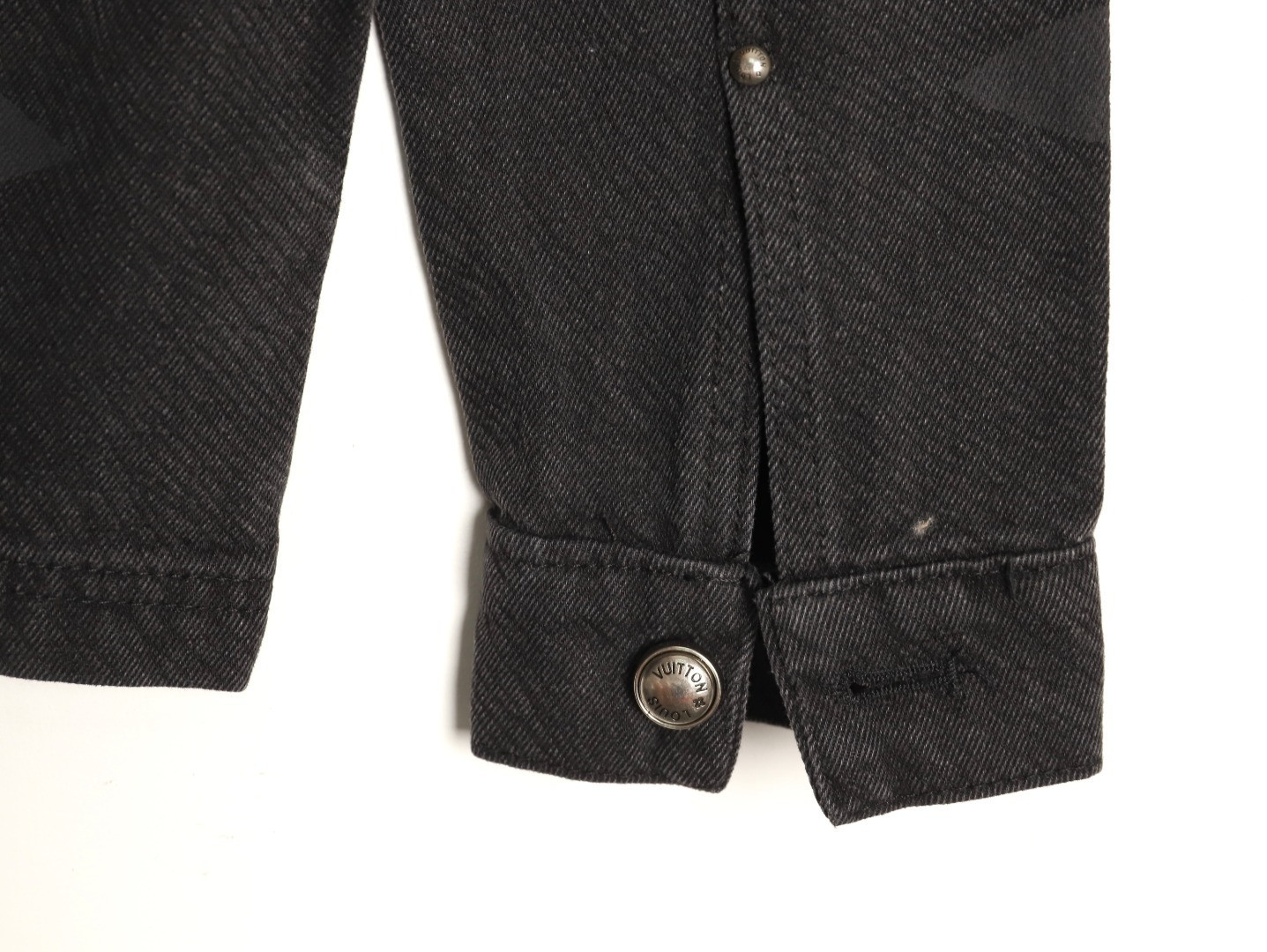 l0*is V*t0n denim jacket