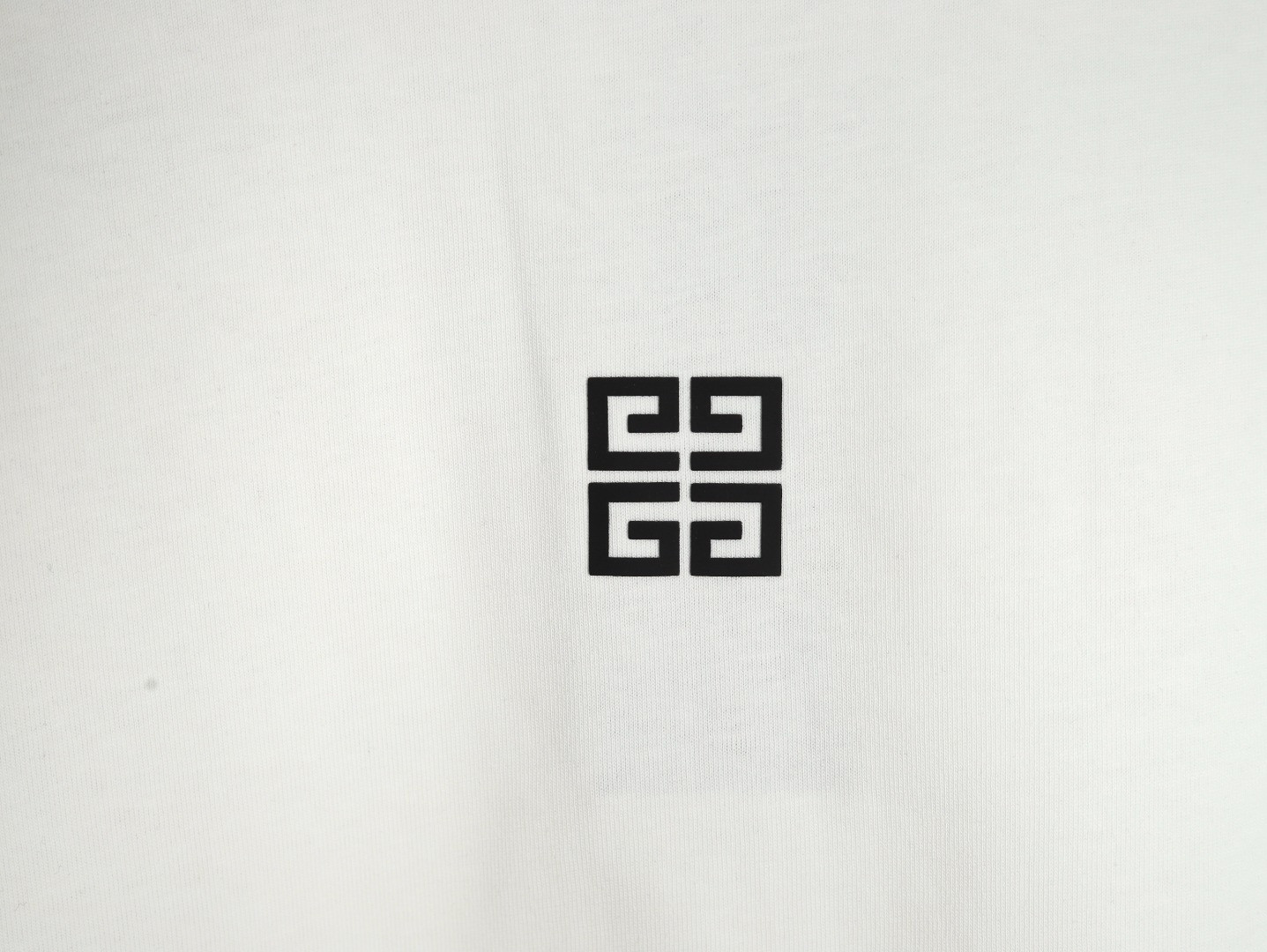 Givenchy 25SS Short-sleeved T-shirt