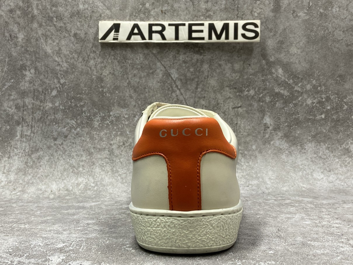 G*u*i ace x disney ivory