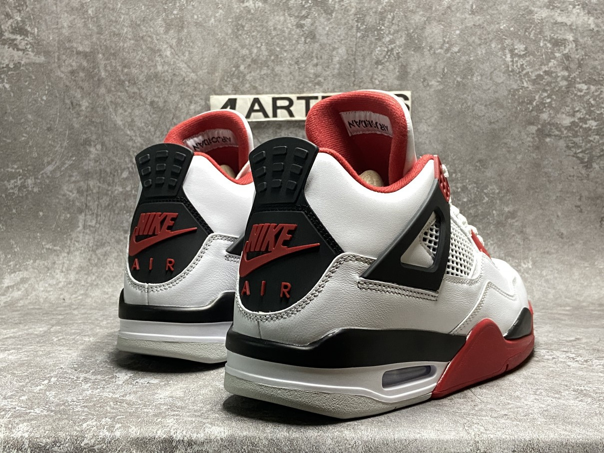 Air Jordan 4 Retro Fire Red (2020)