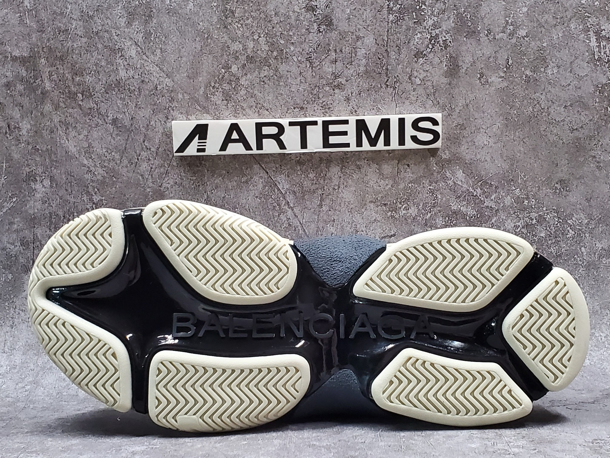 Balenciga Triple S Trainer