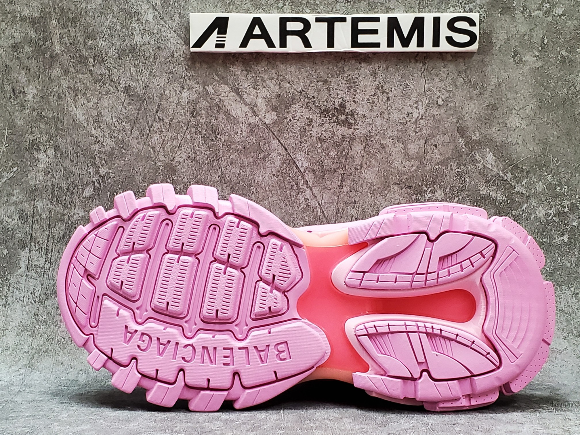 Balenciga Track Trainer Pink