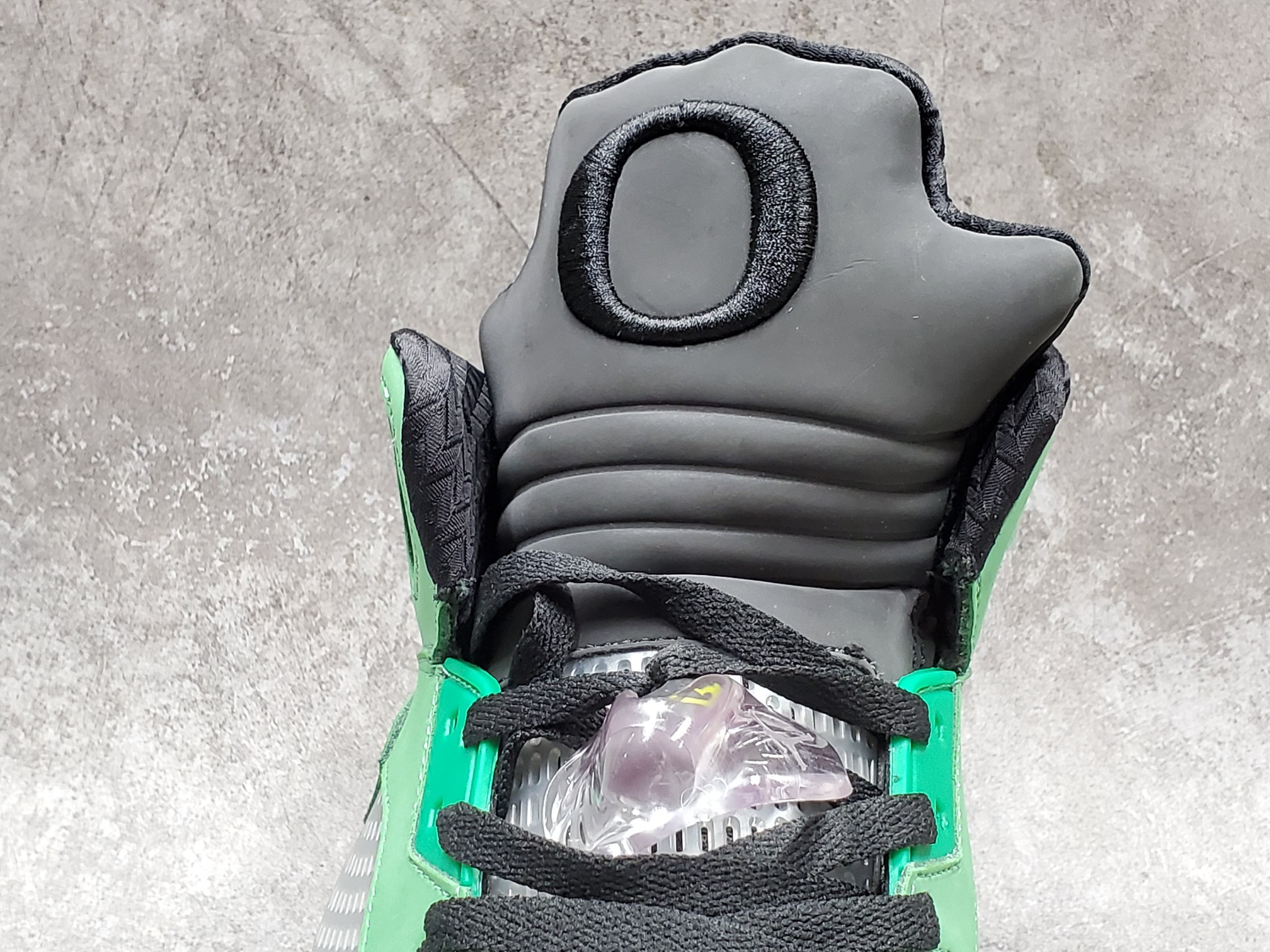 Air Jordan 5 Retro Oregon Ducks