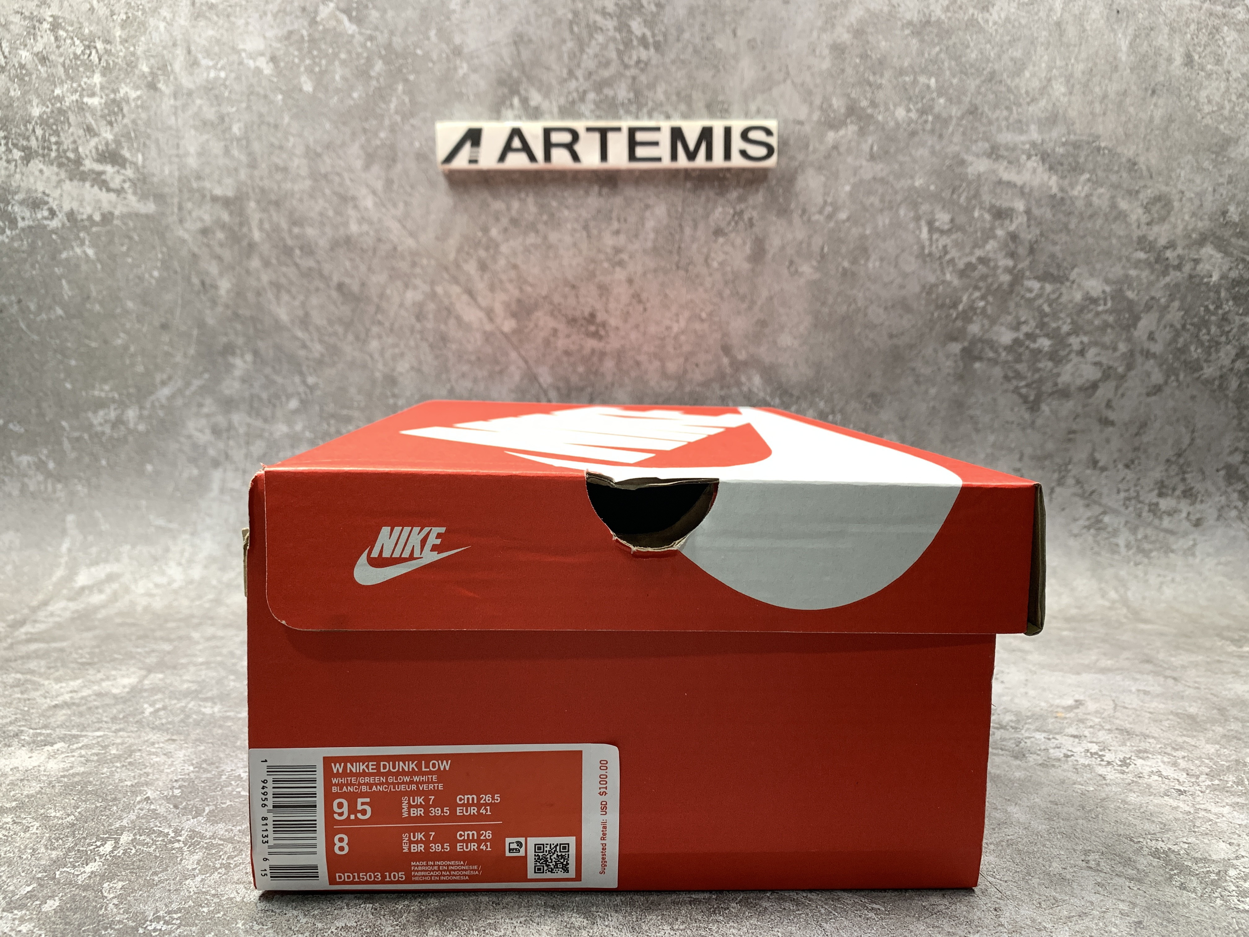 Nike Dunk Low Green Glow