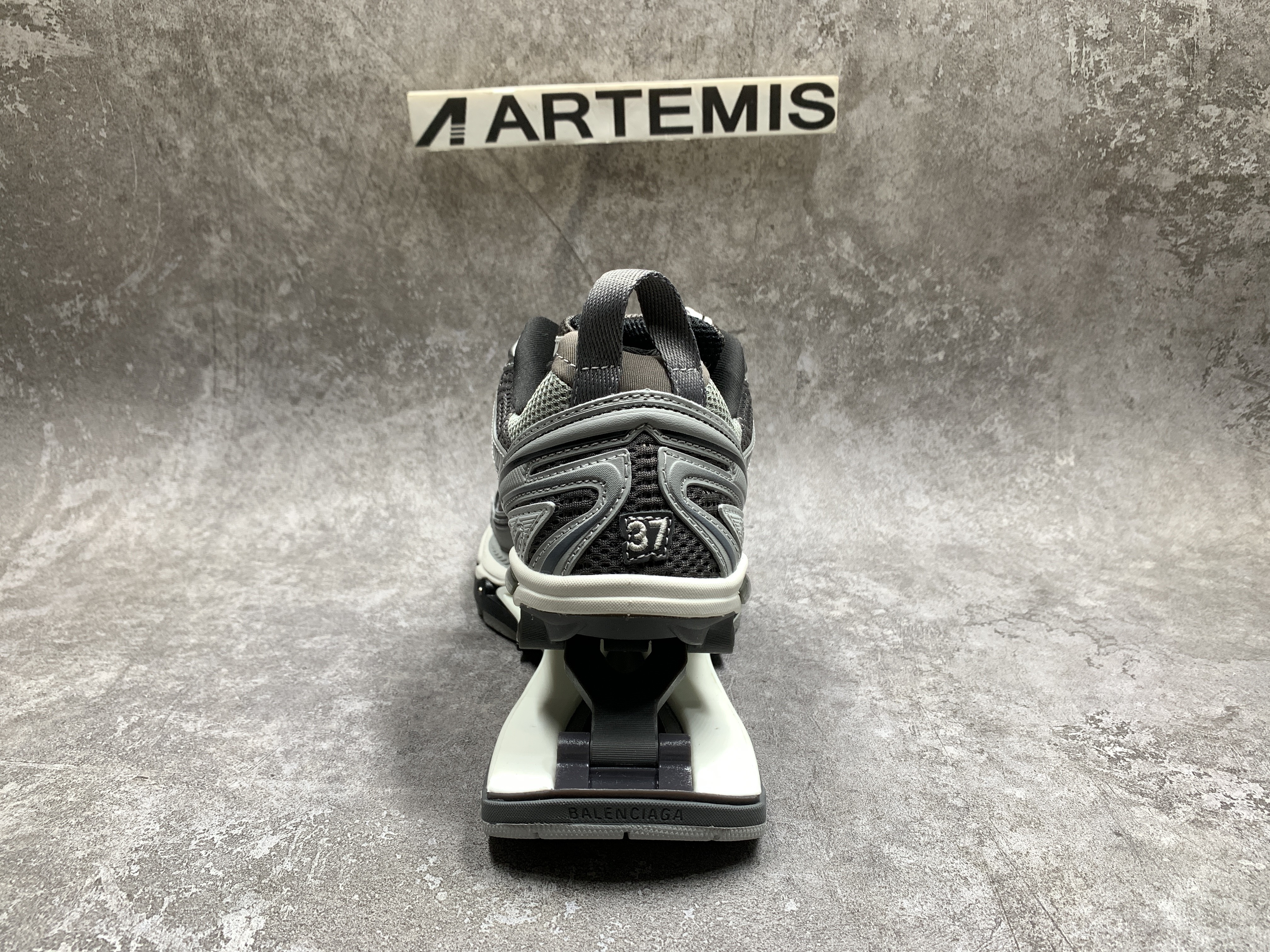 Balenciga X-Pander Grey