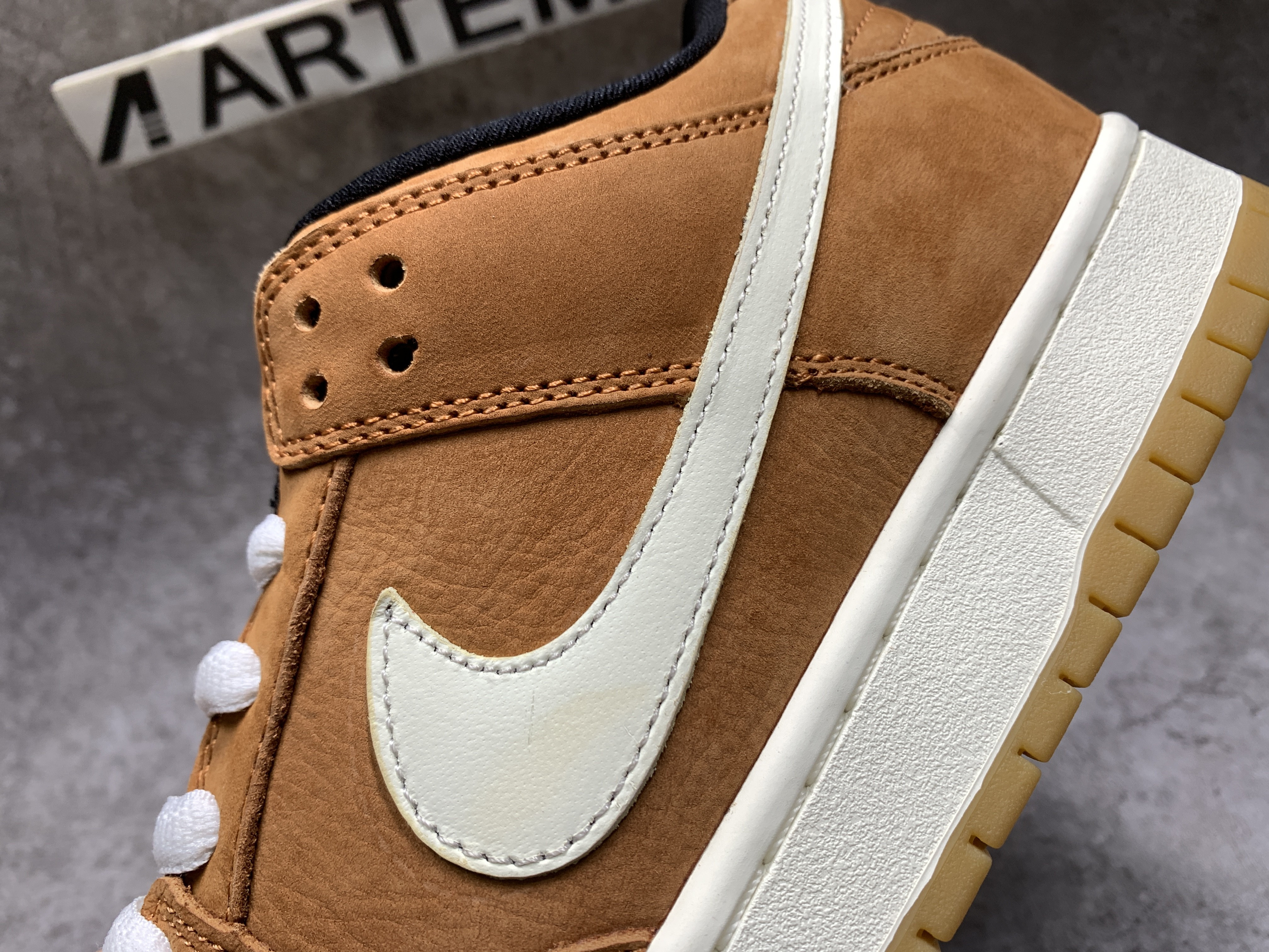 Nike SB Dunk Low Pro Dark Russet