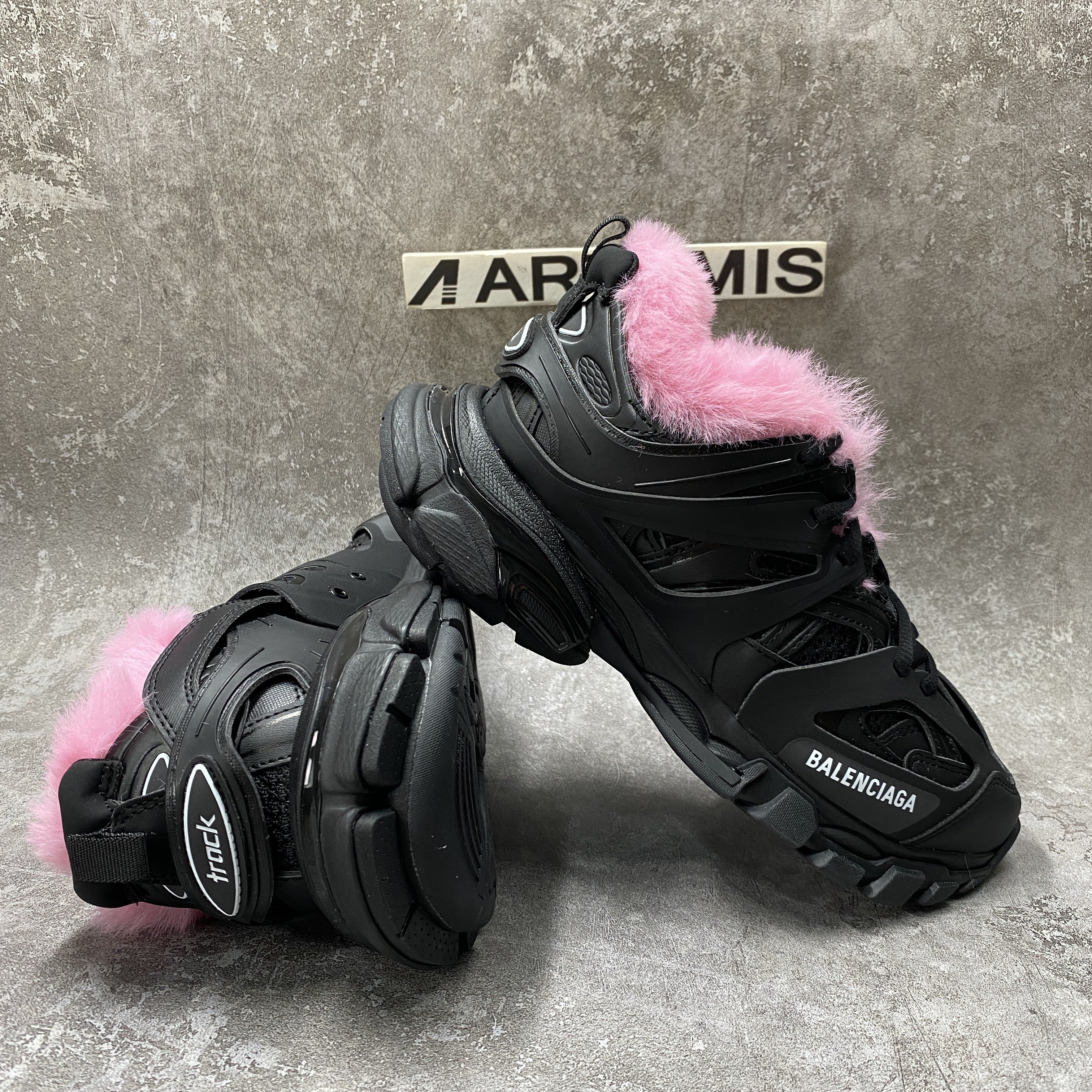 Balenciga Track Sneaker Pink Fur