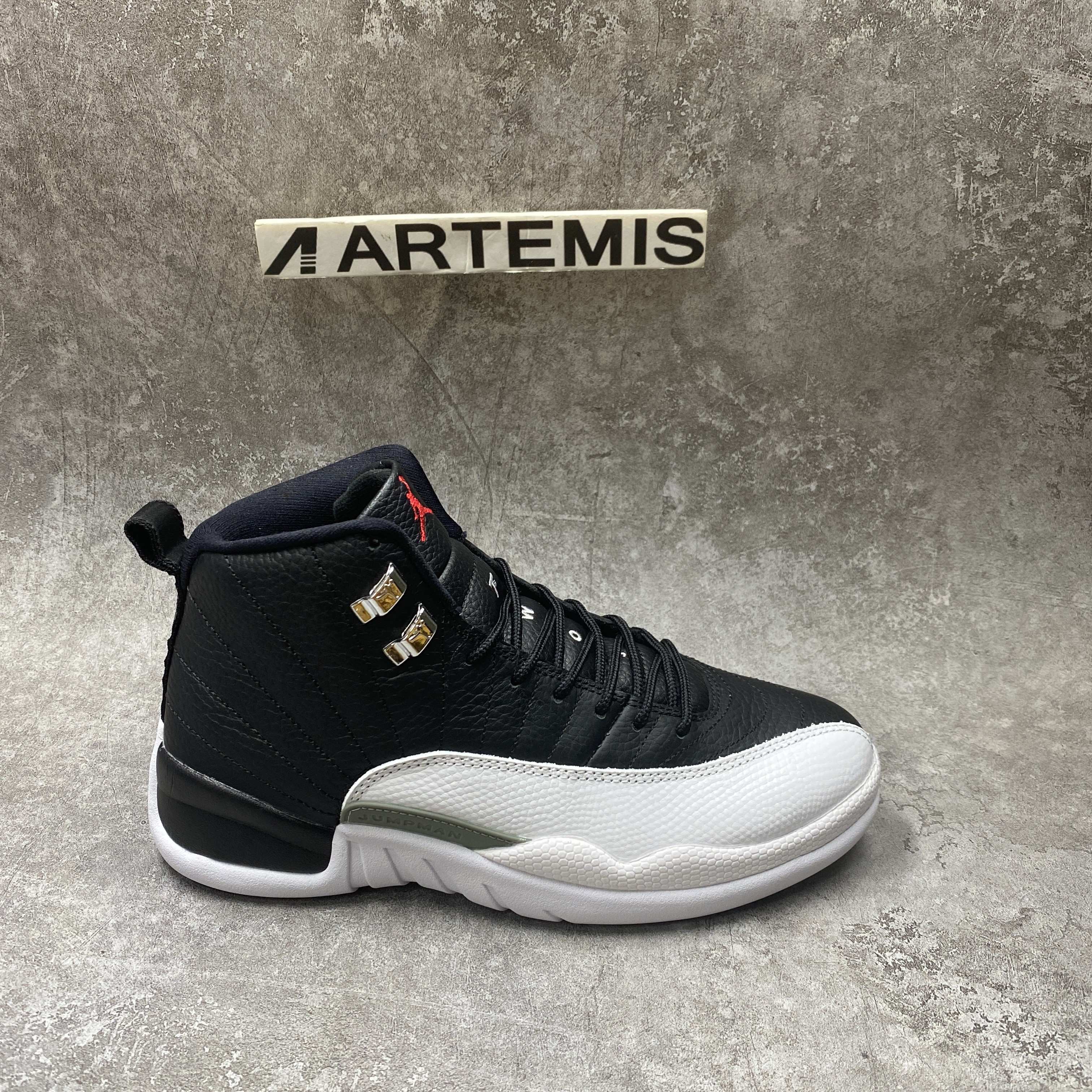 Air Jordan 12 Retro Playoffs (2022)