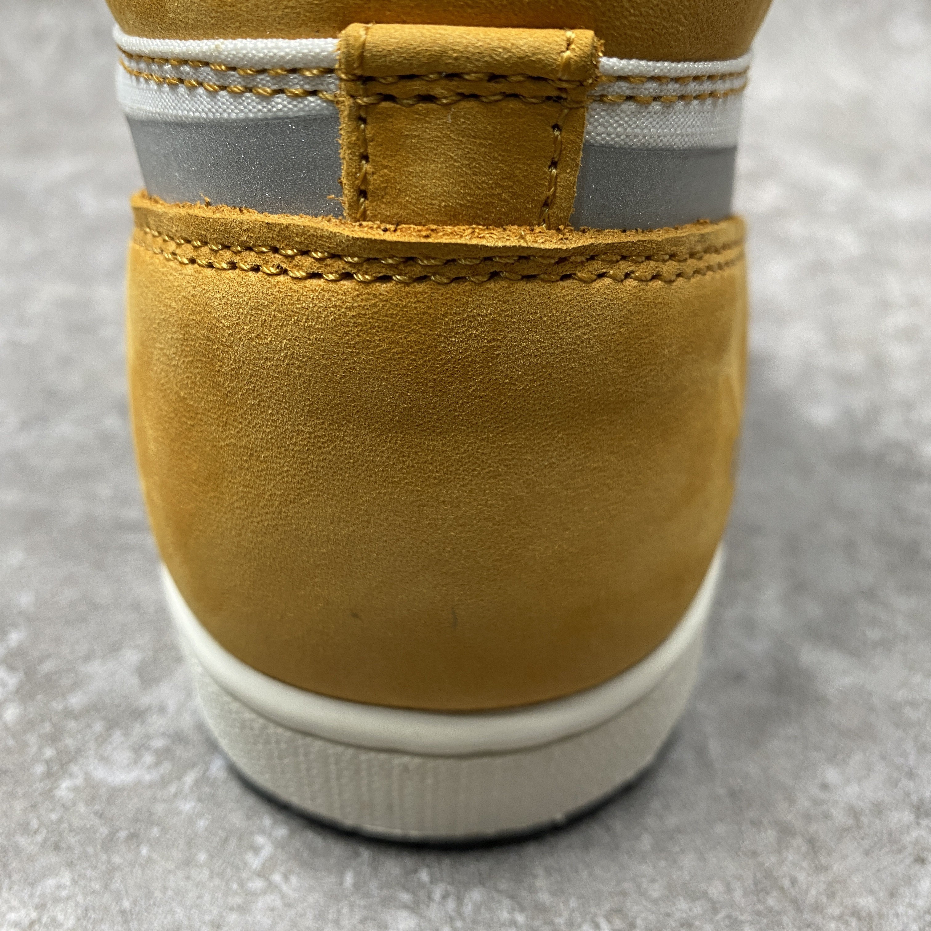 Air Jordan 1 High Element Gore-Tex Light Curry