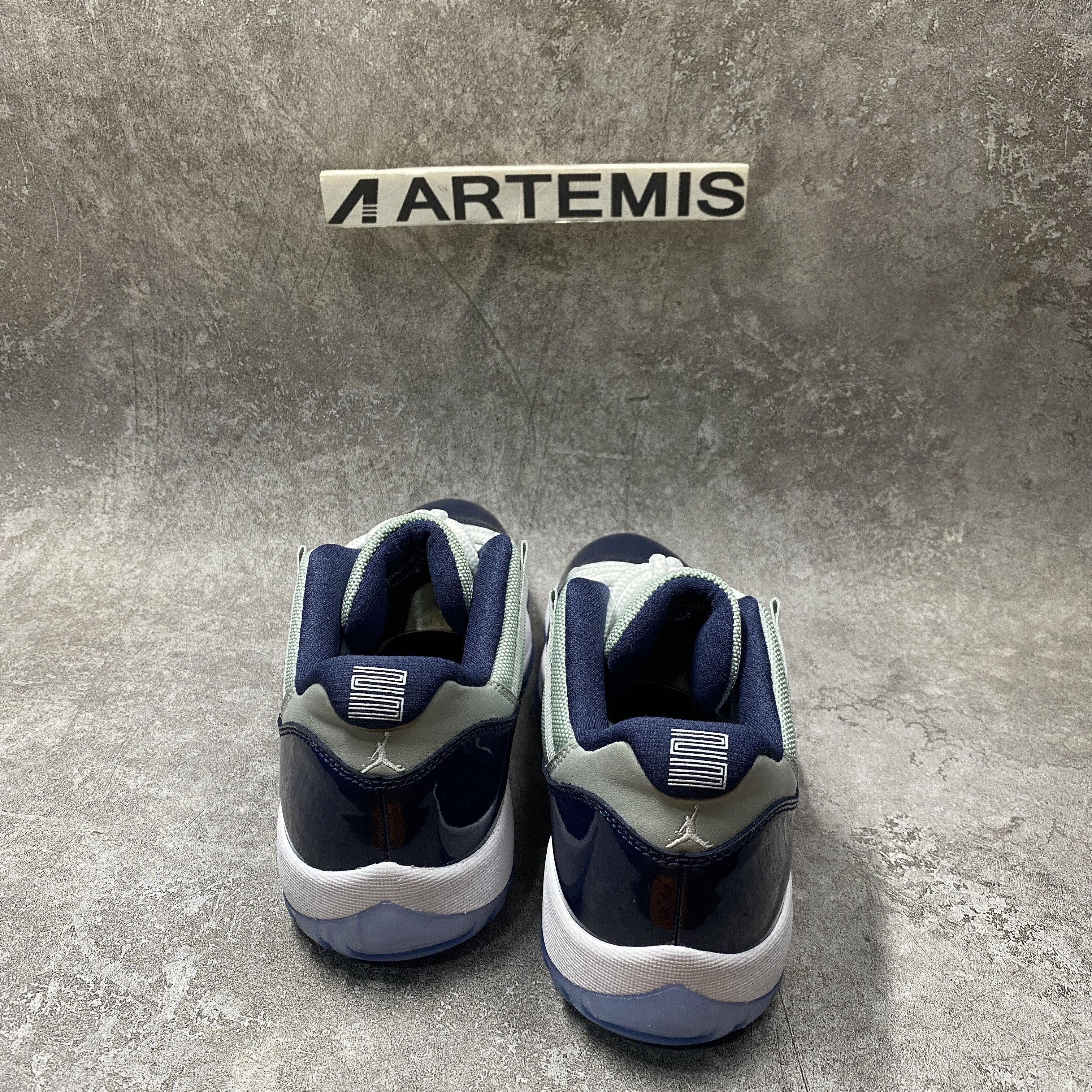 Air Jordan 11 Retro Low Georgetown