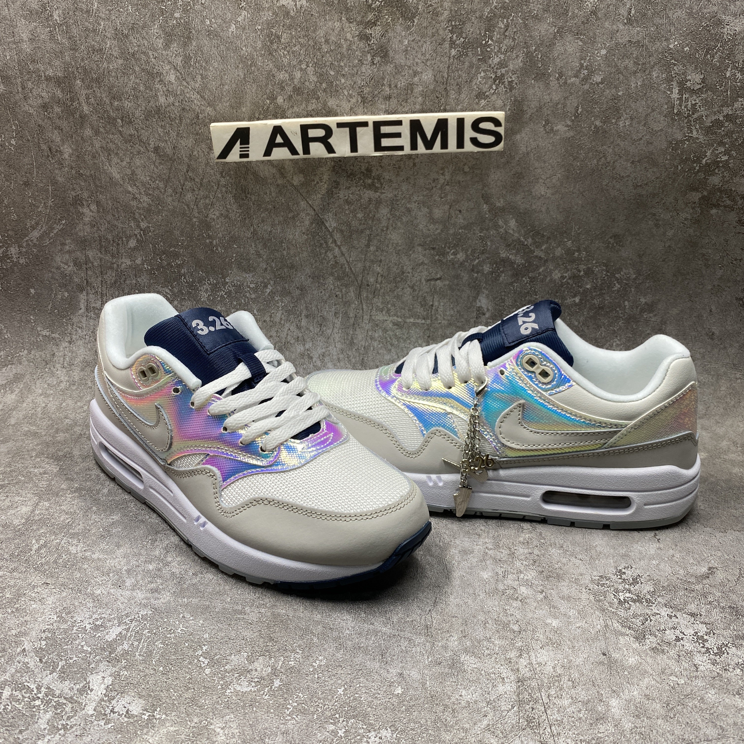 Nike Air Max 1 AMD La Ville Lumière