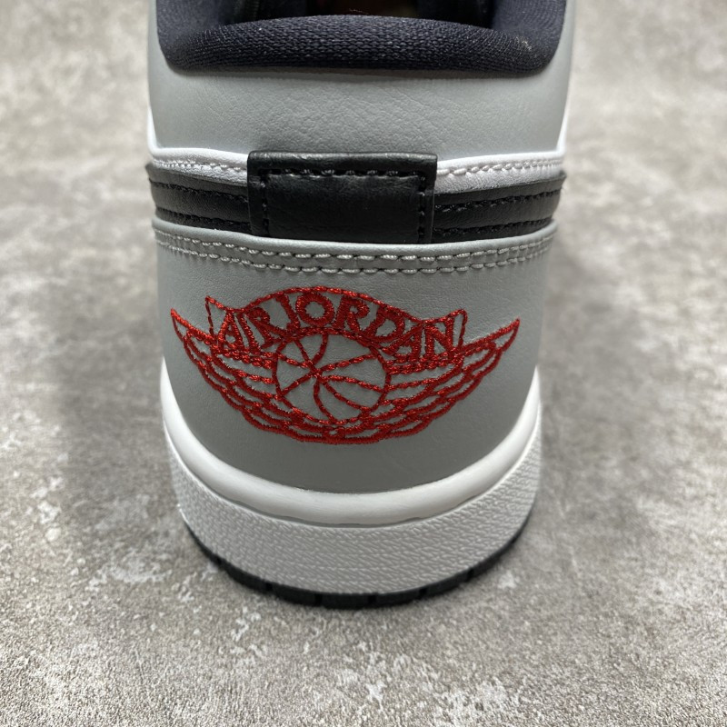 Air Jordan 1 Low Light Smoke Grey