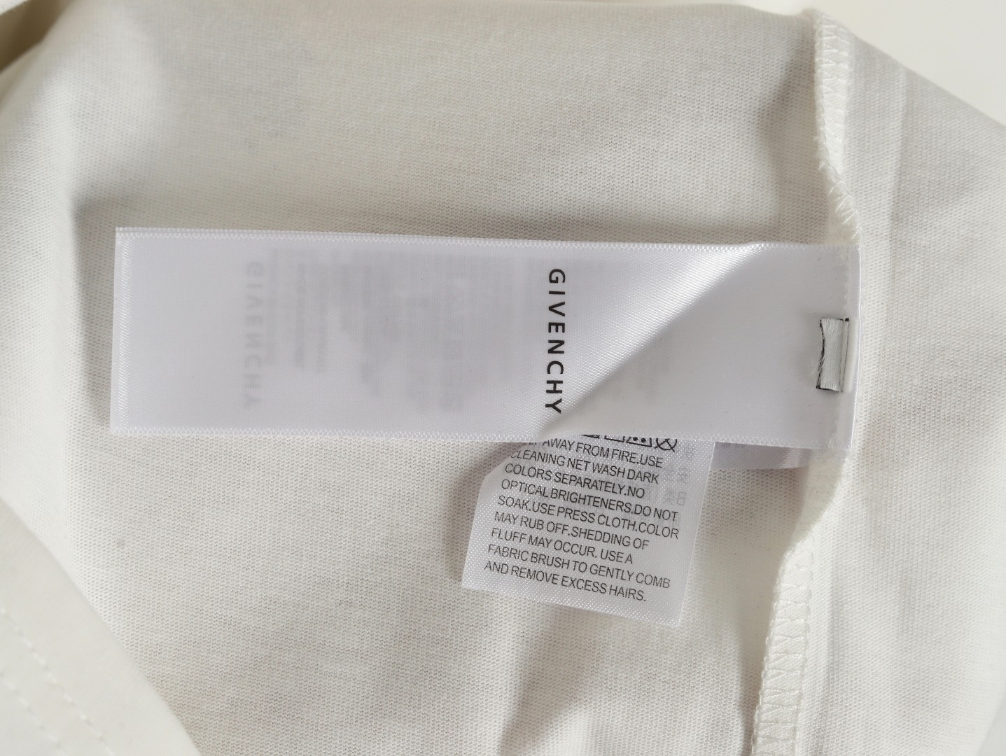 GIVENCHY 25ss Short-sleeved T-shirt