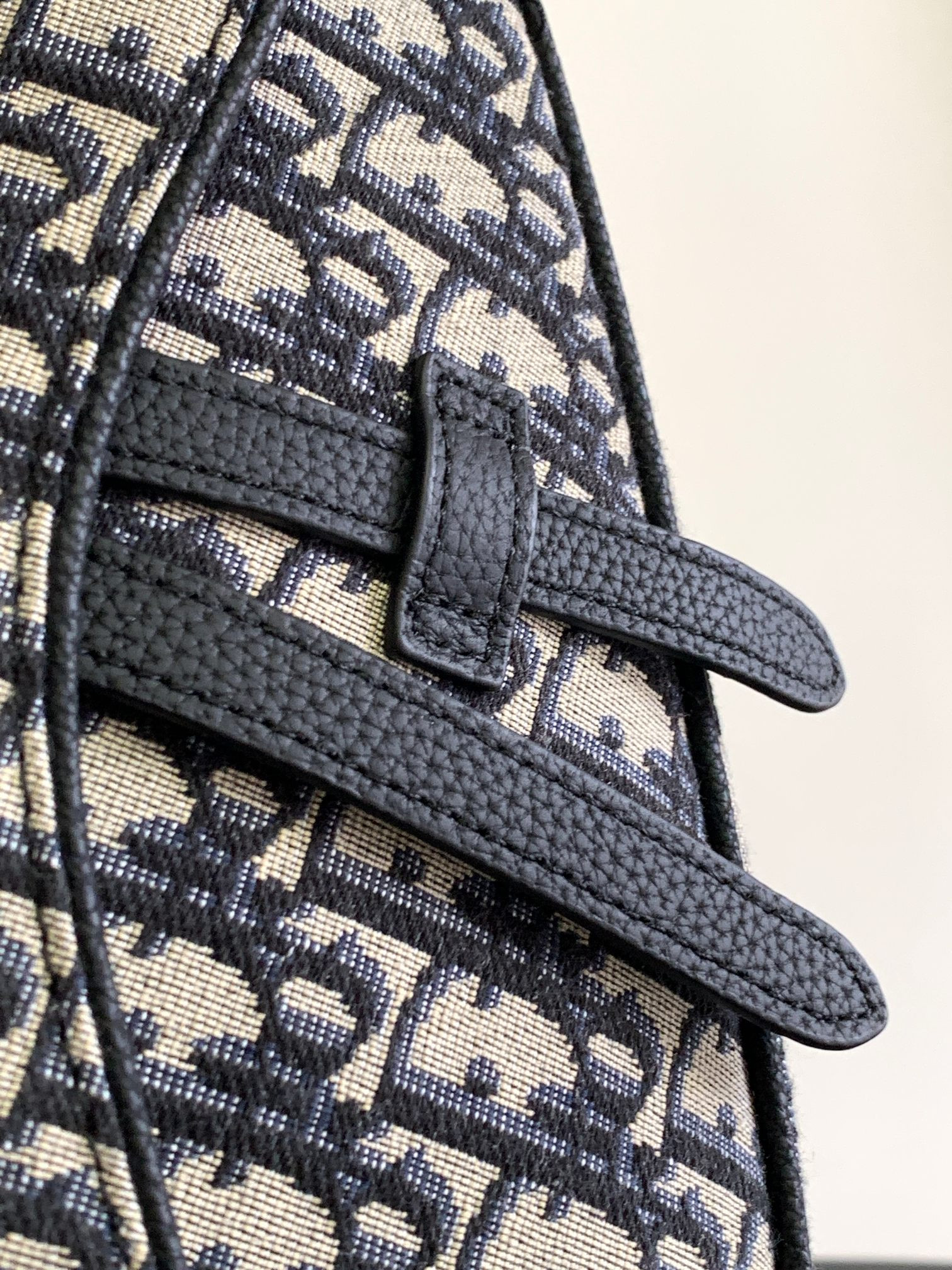 D*or saddle bag beige and black D*or oblique jacquard 26 x 19 x 4.5 cm