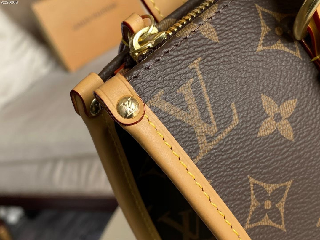 LV M41023 27.5 x 13 x 23.5 CM