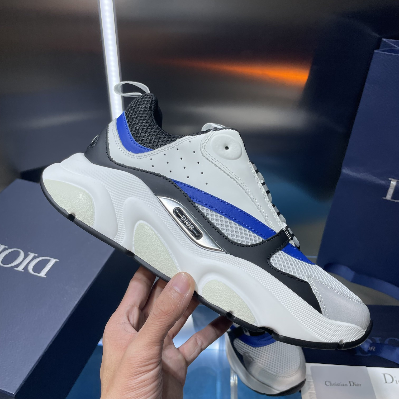 ua D*or b22 white sneaker