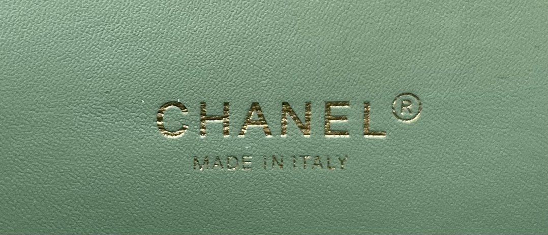 Ch*el classic 11.12 handbag tweed & gold-tone metal 6 × 9.9 × 2.5 in