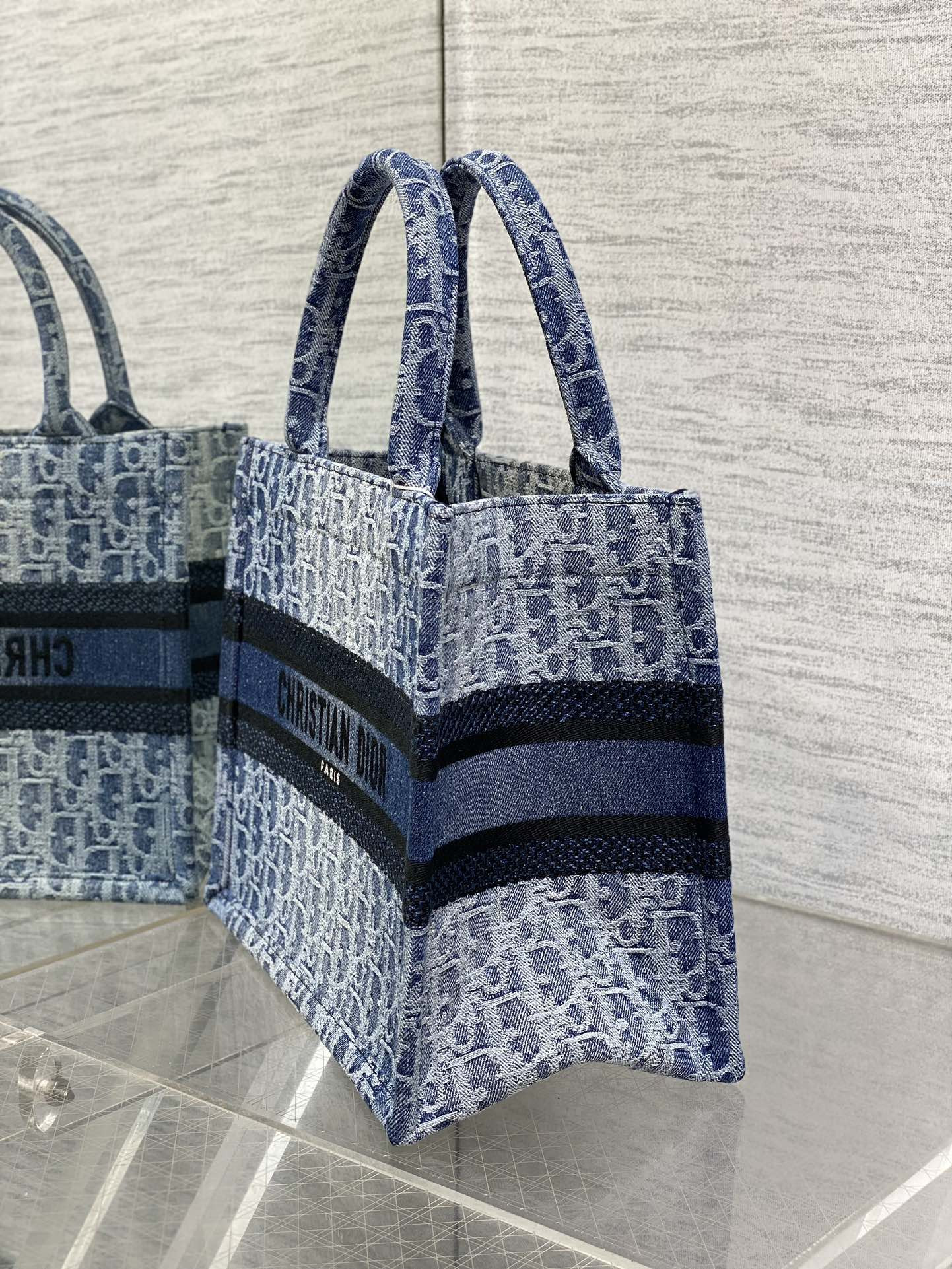 large D*or book tote blue denim D*or oblique jacquard 26x8x22cm
