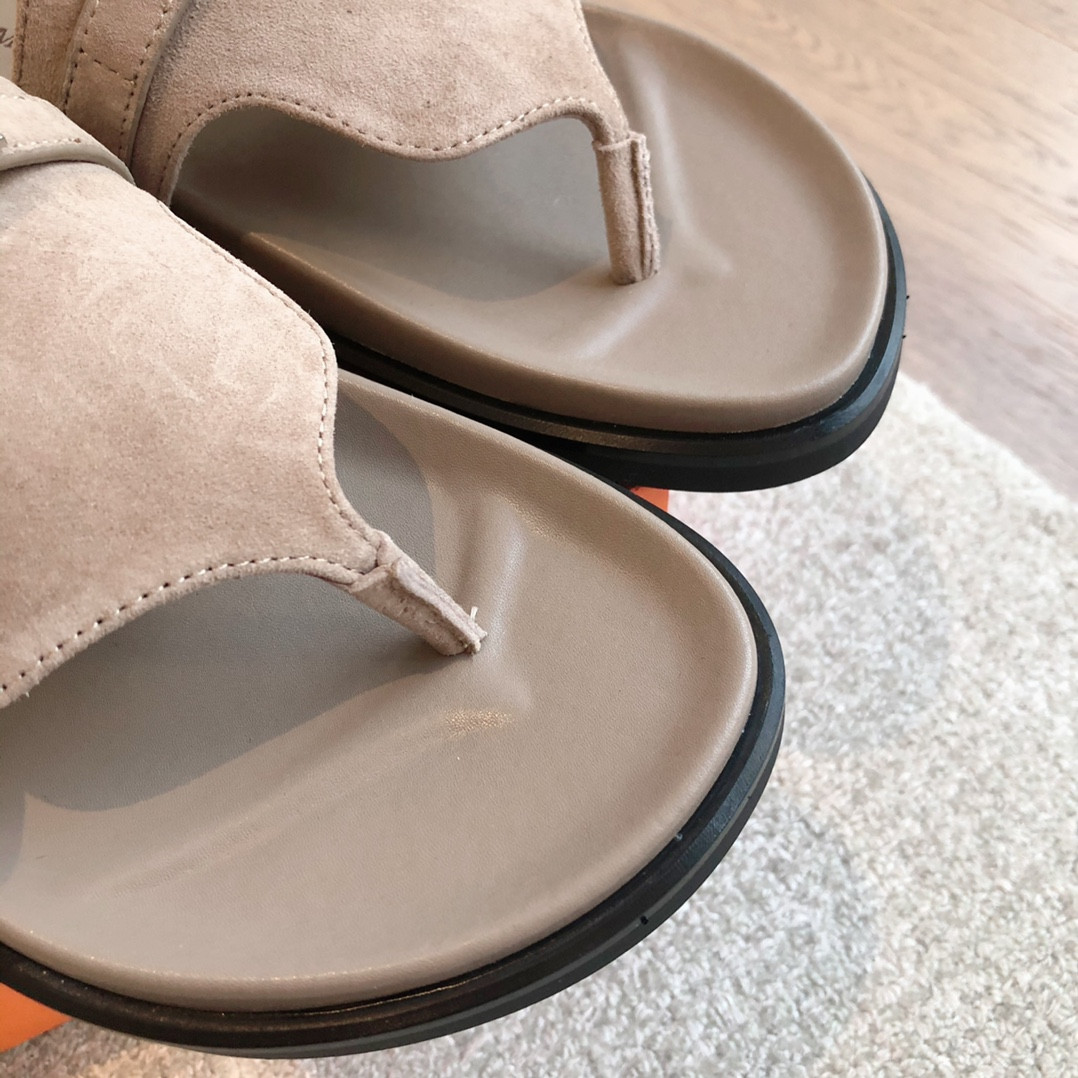 UA Hermès Empire Sandal