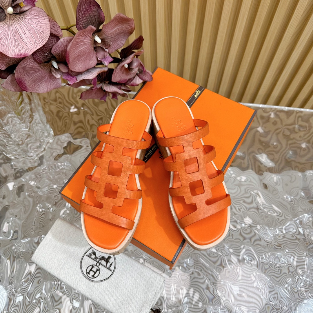 UA Hermès Isabella 30 sandal