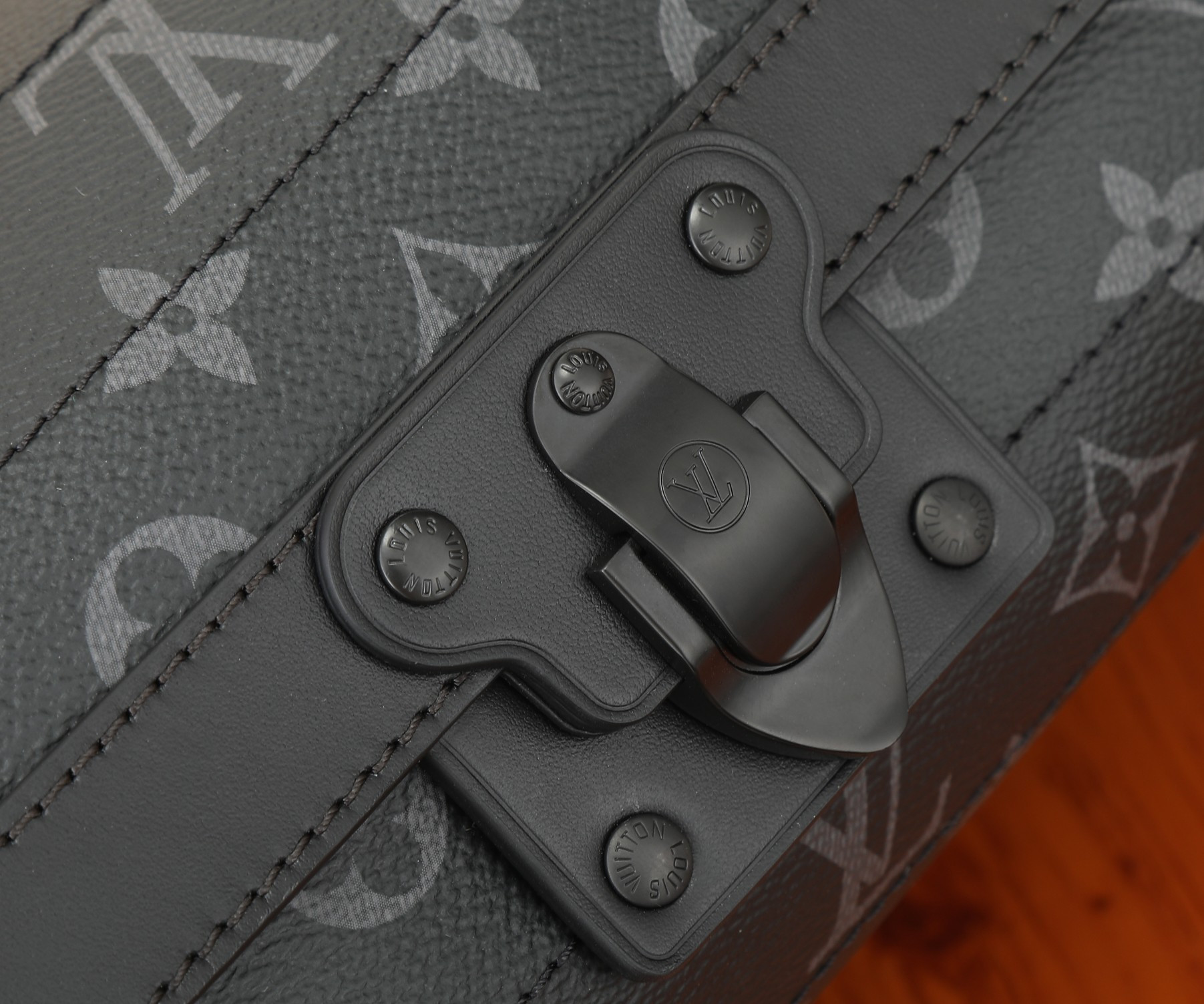 LV Soul Trunk East West M11744 29x17.5x10CM