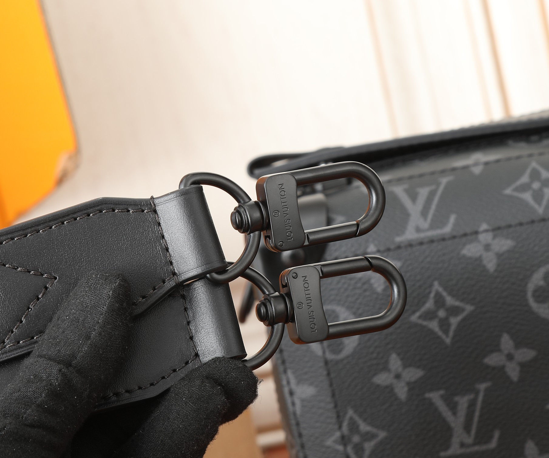 LV Soul Trunk East West M11744 29x17.5x10CM