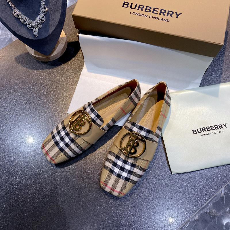 ua B**rry check loafers