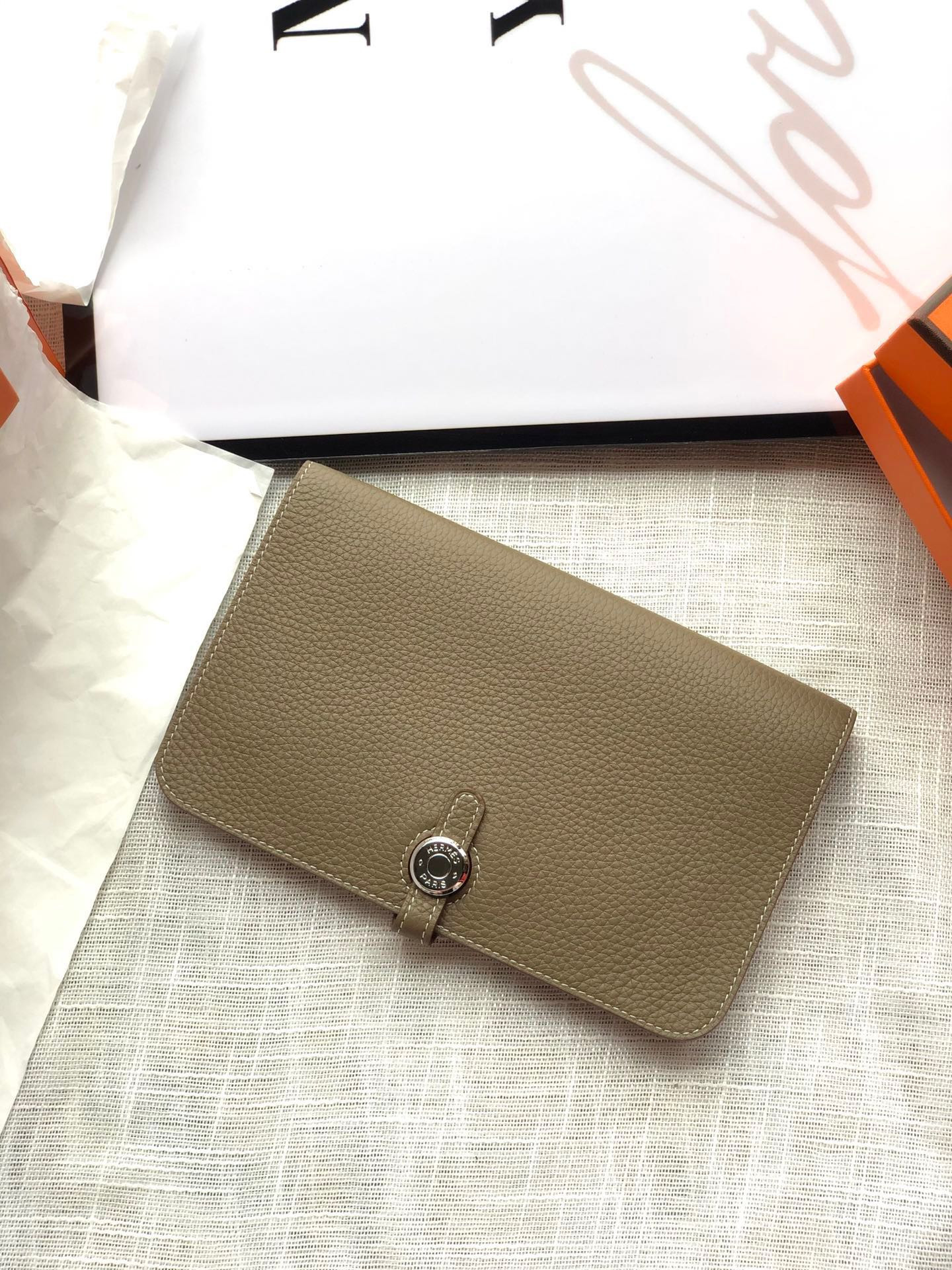 Hermès Dogon Duo Wallet 20.1cm