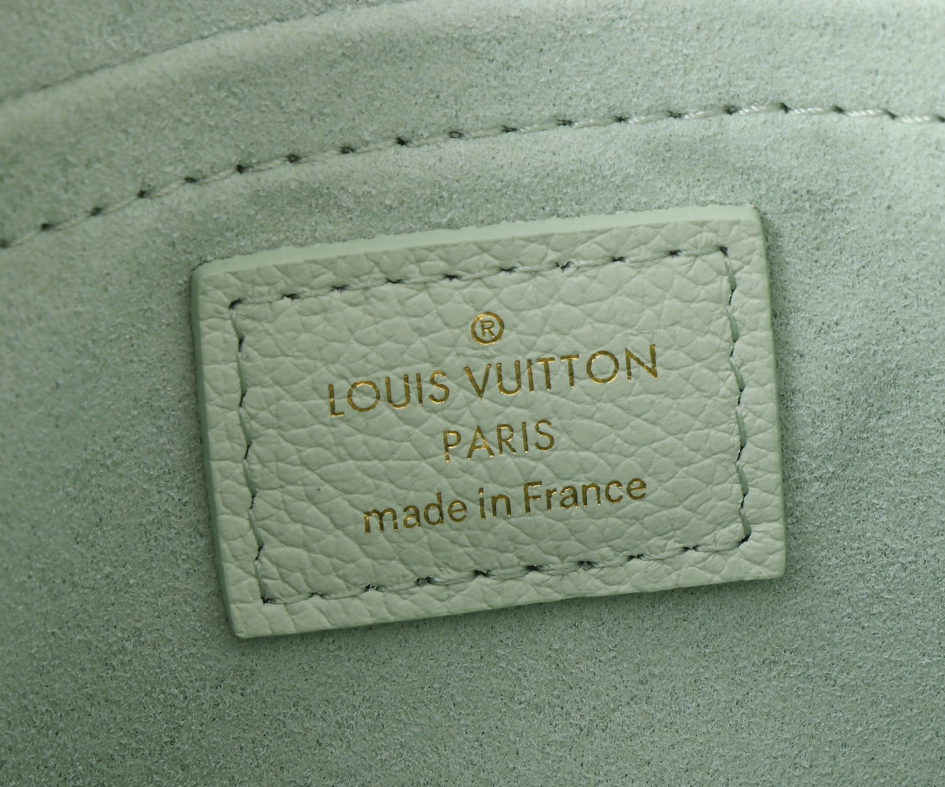 LV Speedy 18 M24605 18x12.5x11CM