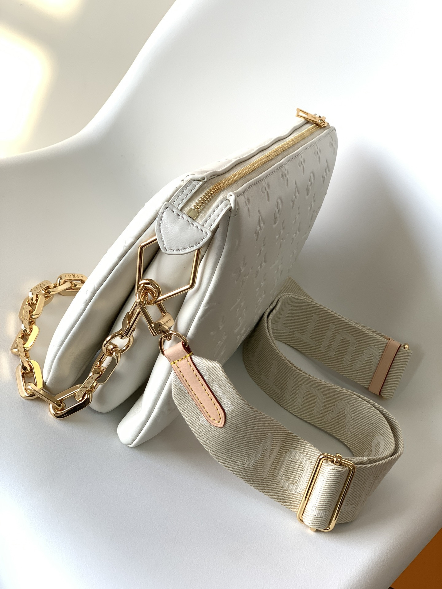 LV COUSSIN PM M57793 26×20×12cm