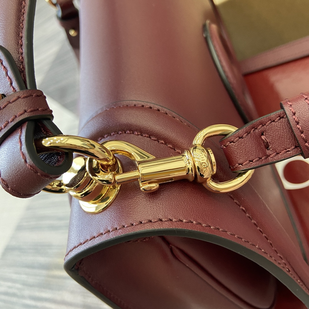 G*u*i blondie medium top handle bag 27x 17x 7cm