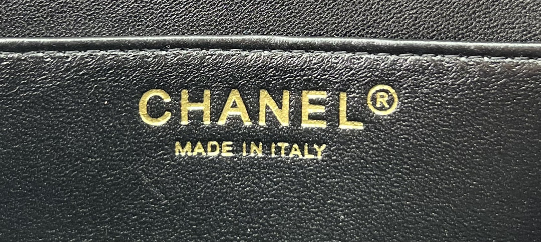 Ch*el classic flap bag 20cm