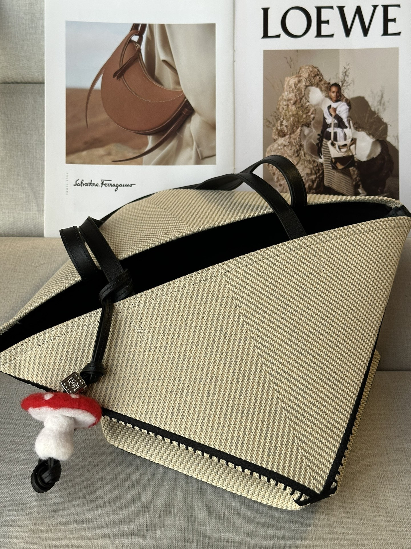 L0ew* puzzle fold tote 21x5.5x31cm