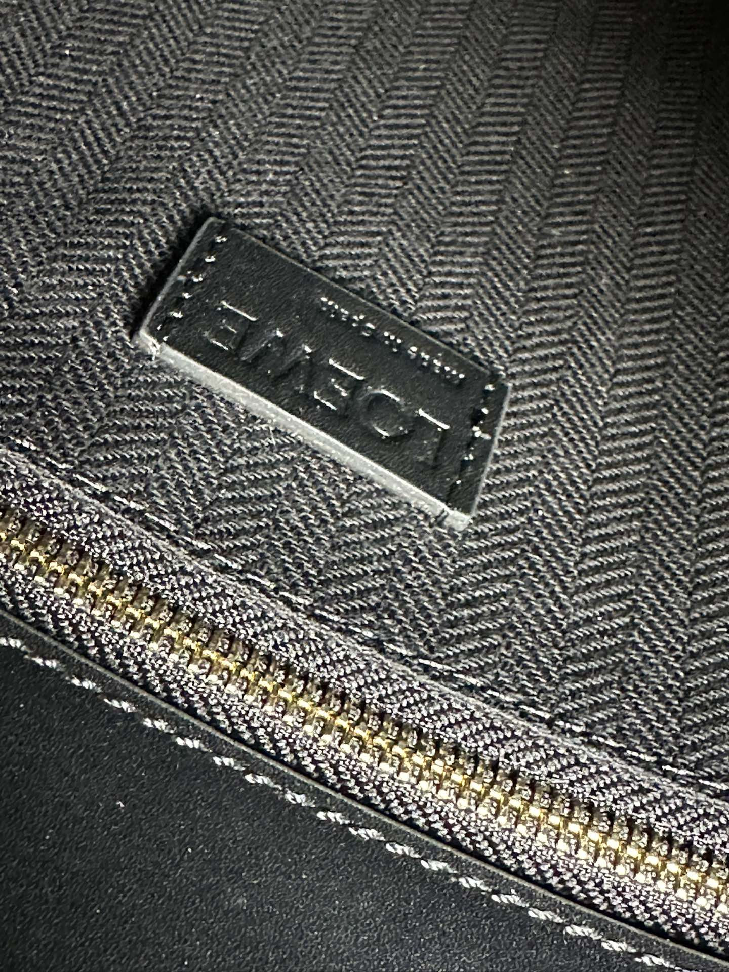 L0ew* standard a4 tote 28x7.5x36cm