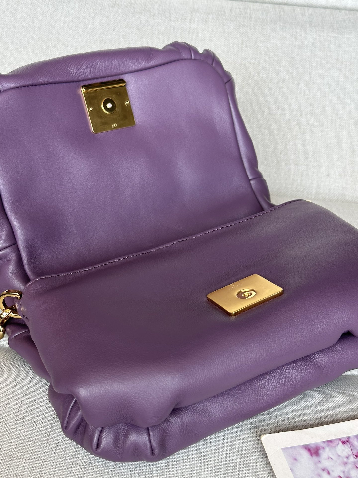 L0ew* mini puffer goya bag in shiny nappa lambskin 20x13x6cm