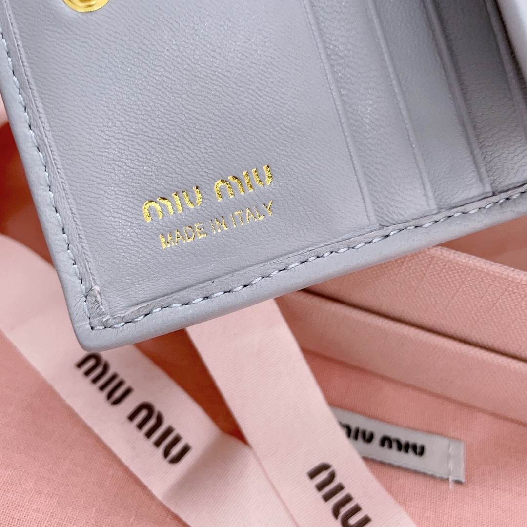 Miu Miu Small matelassé nappa leather wallet 11.2x8.5cm