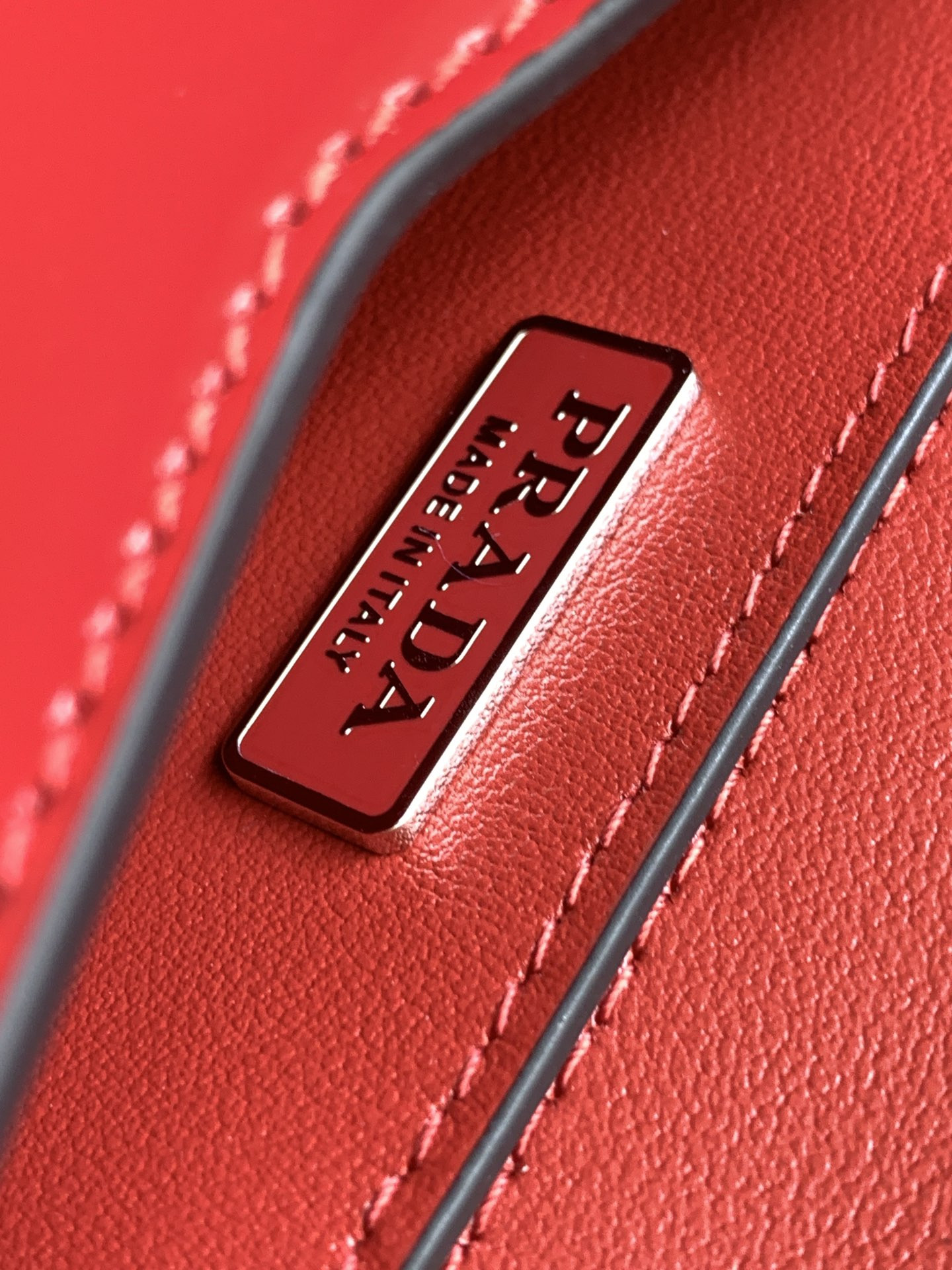 Pra*a brushed leather shoulder bag 17x 9.5x3.5cm