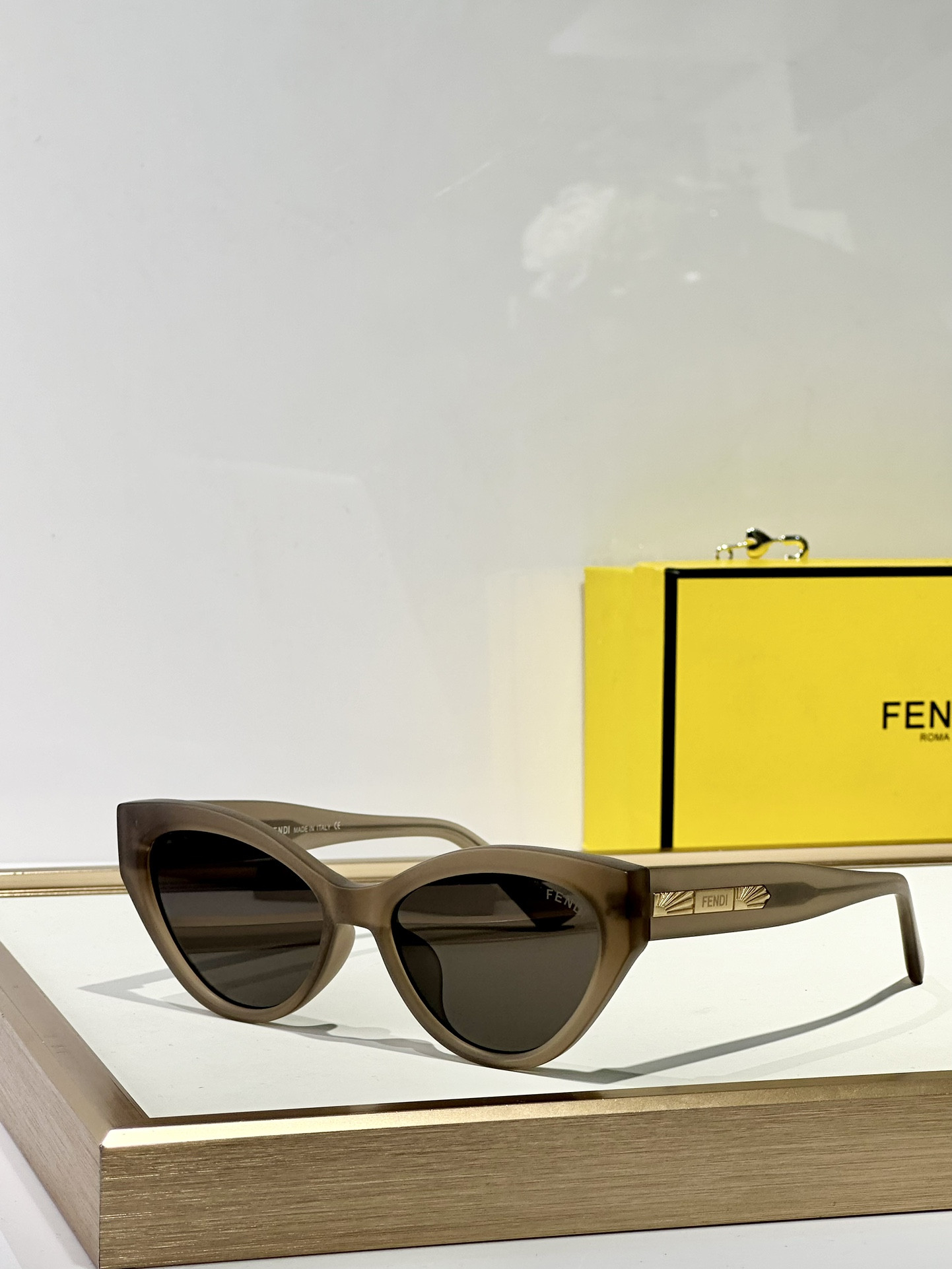 F**di glasses fe40164u 54-18-148