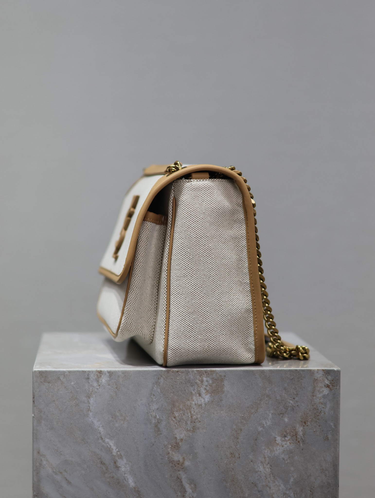 Y*L niki medium in calfskin cotton and linen 28x20x8.5cm